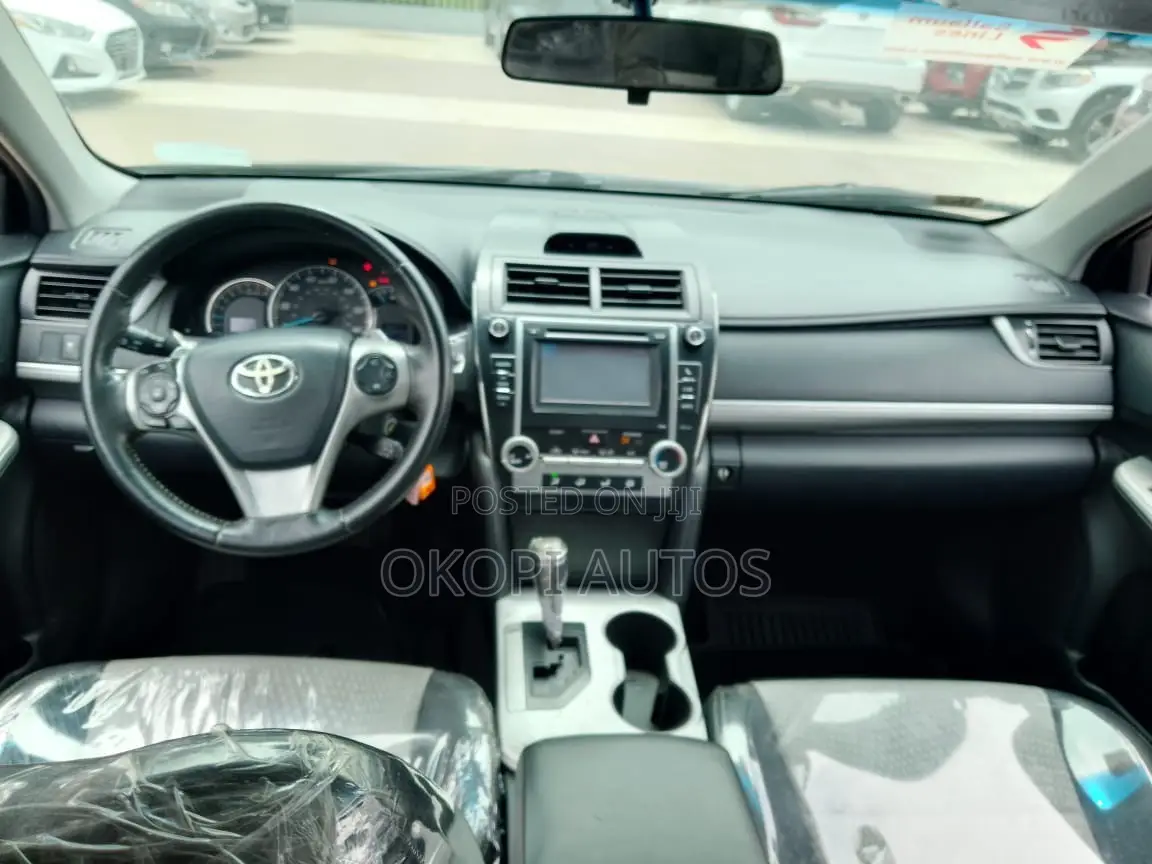 Toyota Camry 2012 Gray