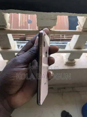 Apple iPhone XS 64 GB Gold