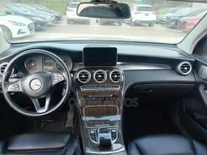 Mercedes-Benz GLC-Class 2016 Brown