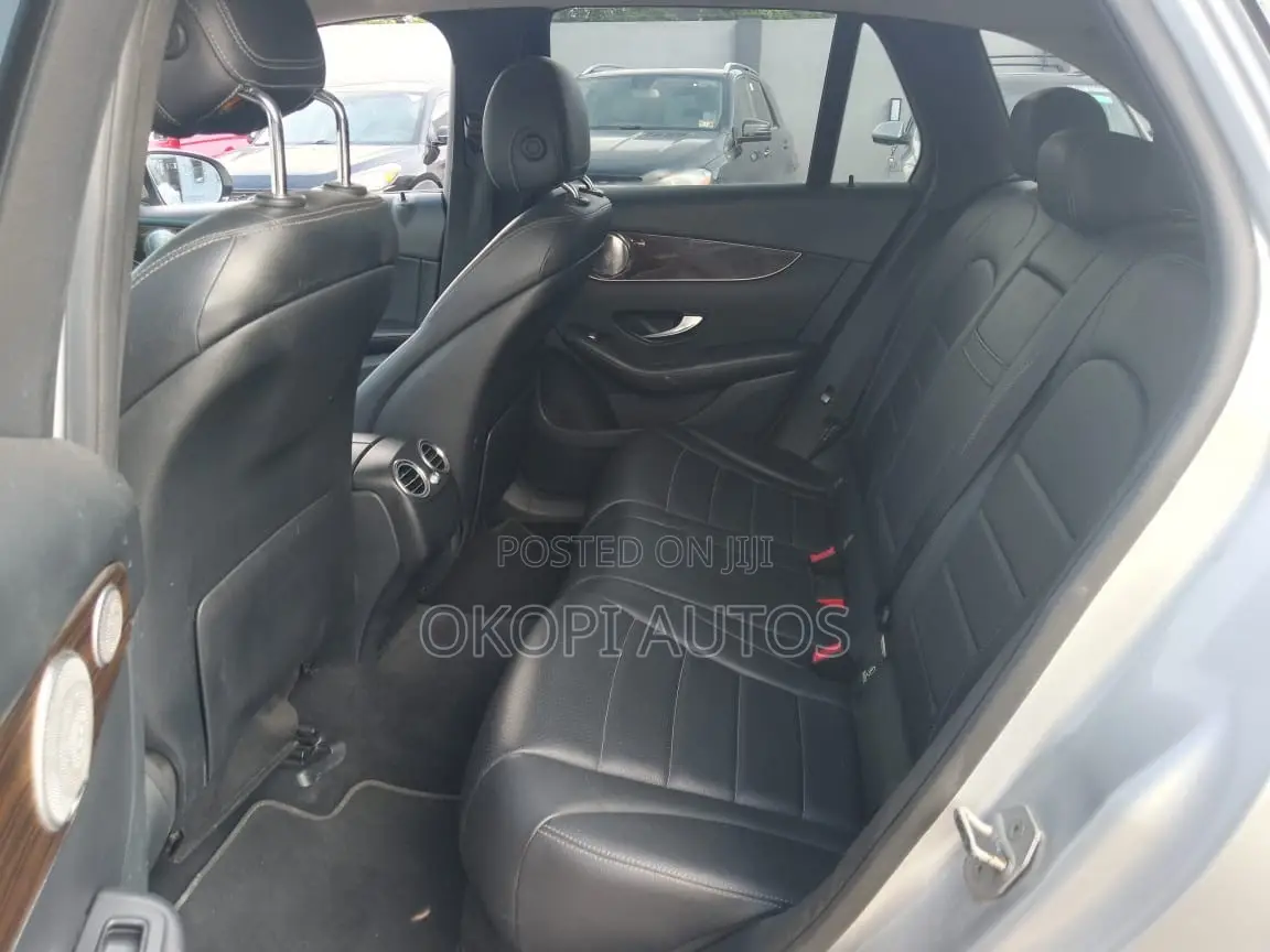 Mercedes-Benz GLC-Class 2016 Brown
