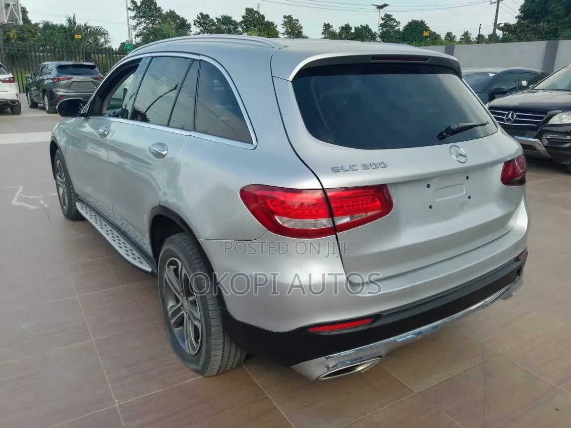 Mercedes-Benz GLC-Class 2016 Brown
