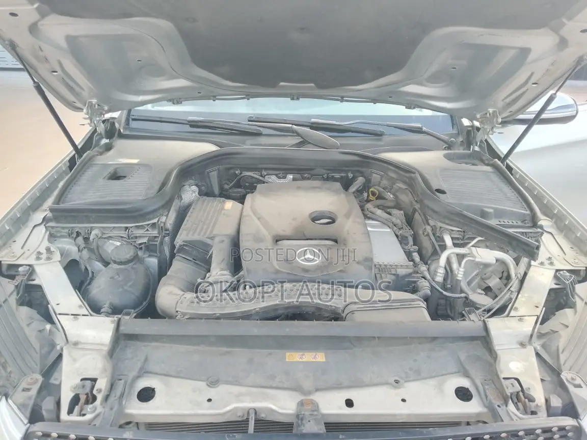 Mercedes-Benz GLC-Class 2016 Brown