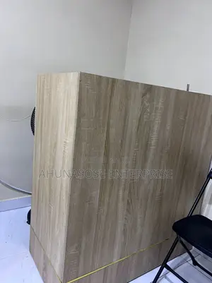 Receptionist Table