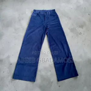Fitted Baggy Pants