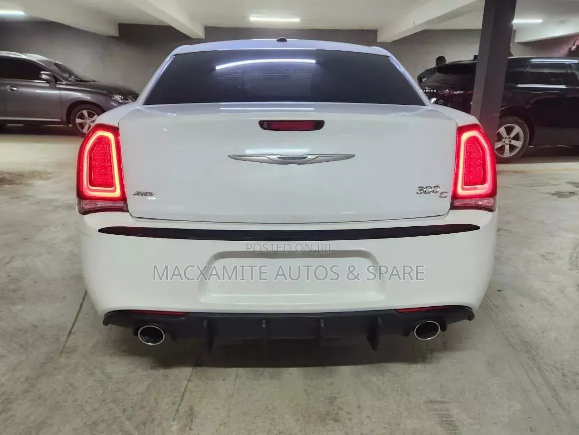 Chrysler 300C 2014 White