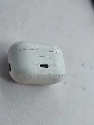 Fairly Used Samsung Wireless Earbud