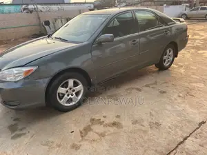 Honda Accord 2004 Gray