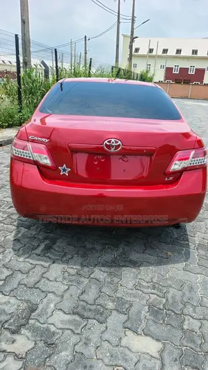 Toyota Camry 2010 Red