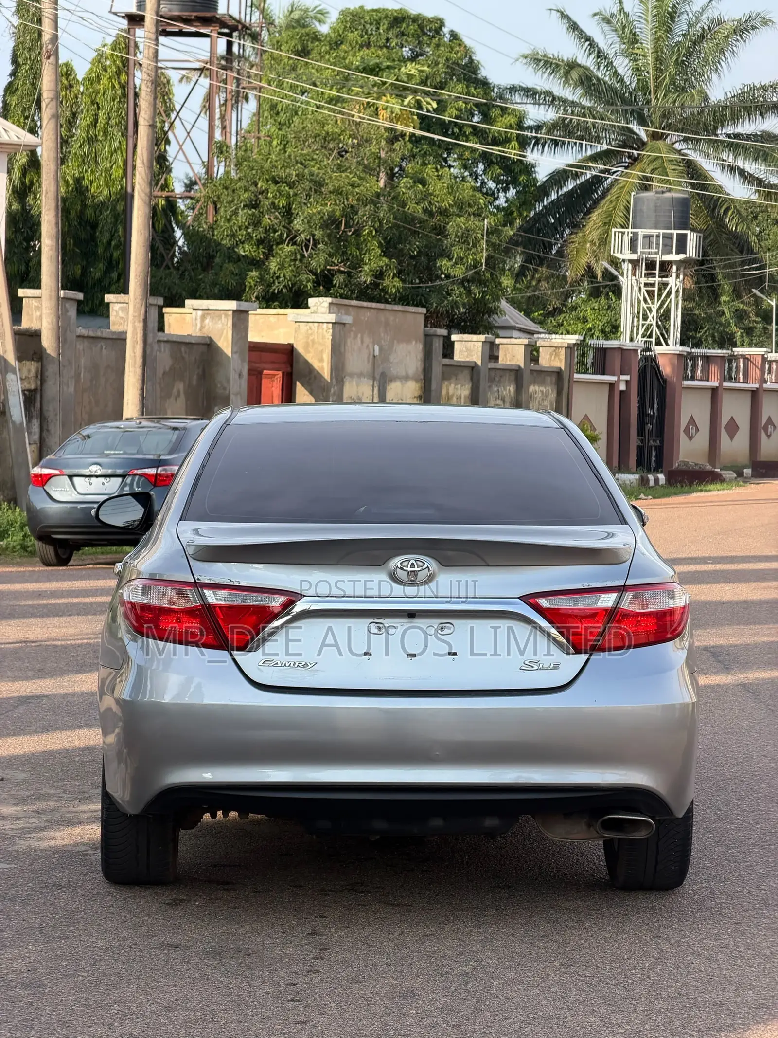 Toyota Camry 2016 Silver