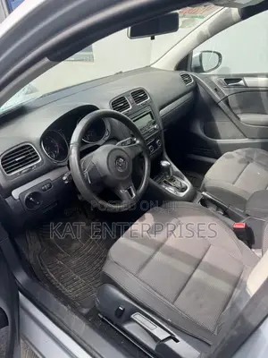 Volkswagen Golf 2013 Silver