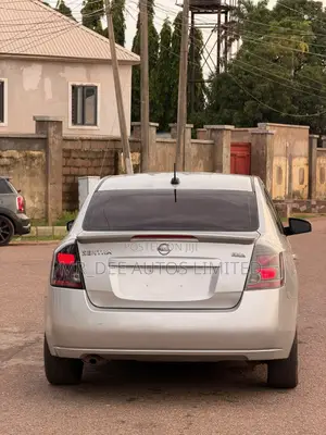 Nissan Sentra 2012 Silver