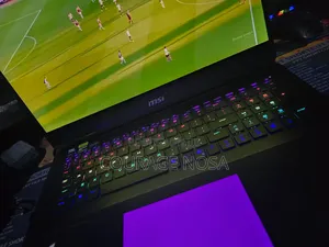 Laptop MSI Titan 18 HX AI 64GB Intel Core Ultra 9 SSD 6T