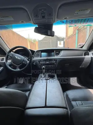 Hyundai Genesis 2016 Silver