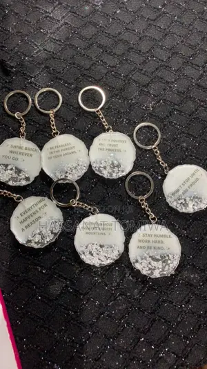 Beautiful Handmade Resin Keyholder – Custom Designs