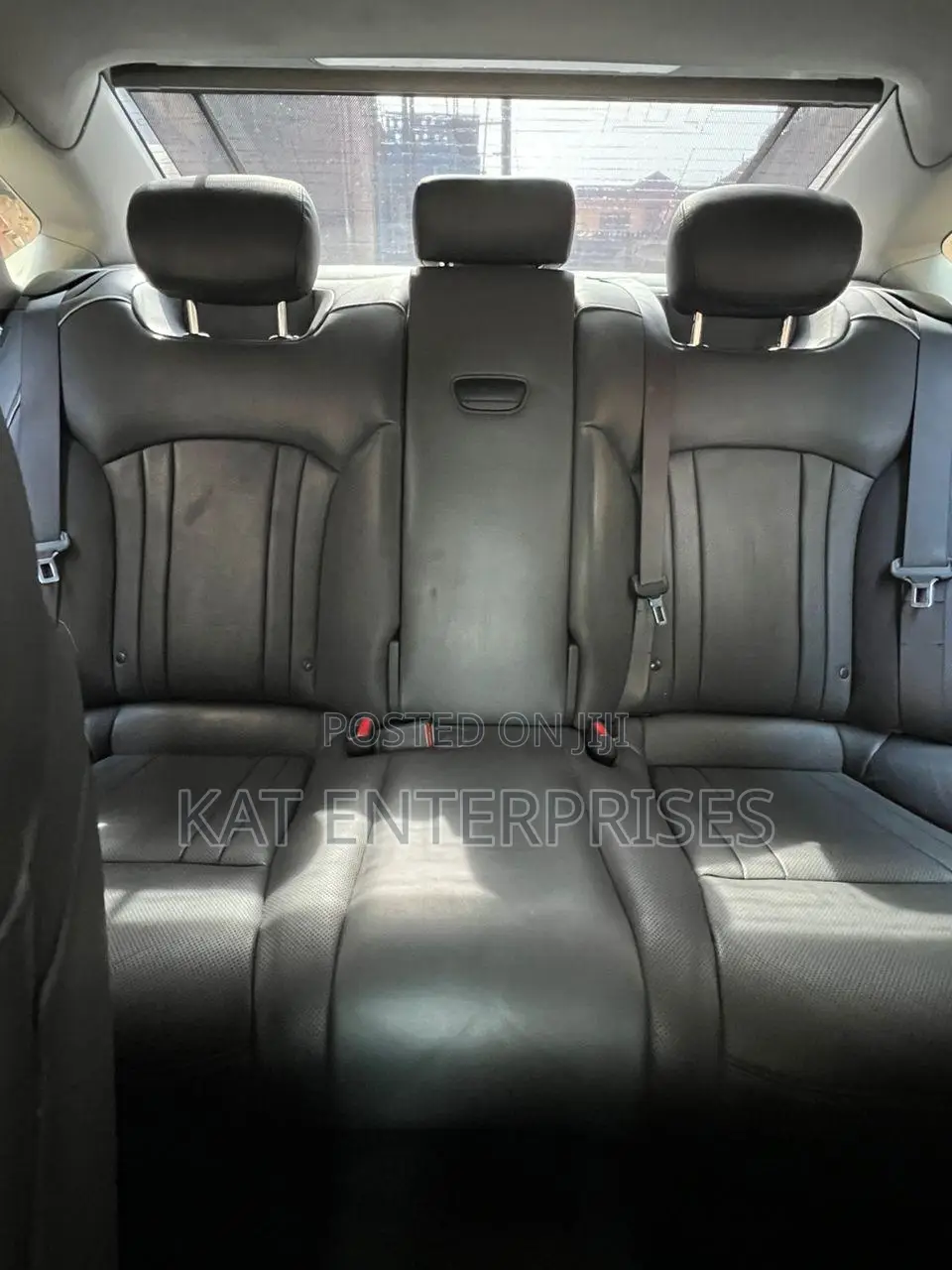 Hyundai Genesis 2016 Silver