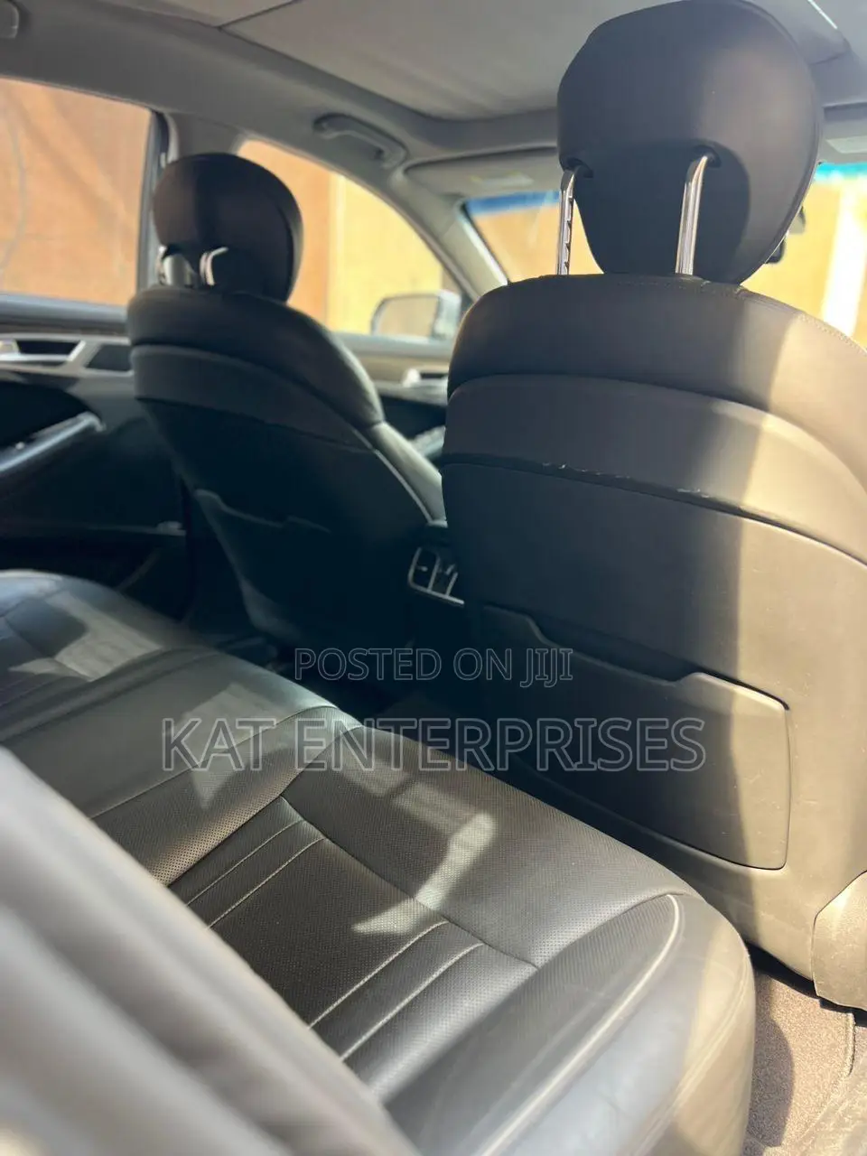 Hyundai Genesis 2016 Silver