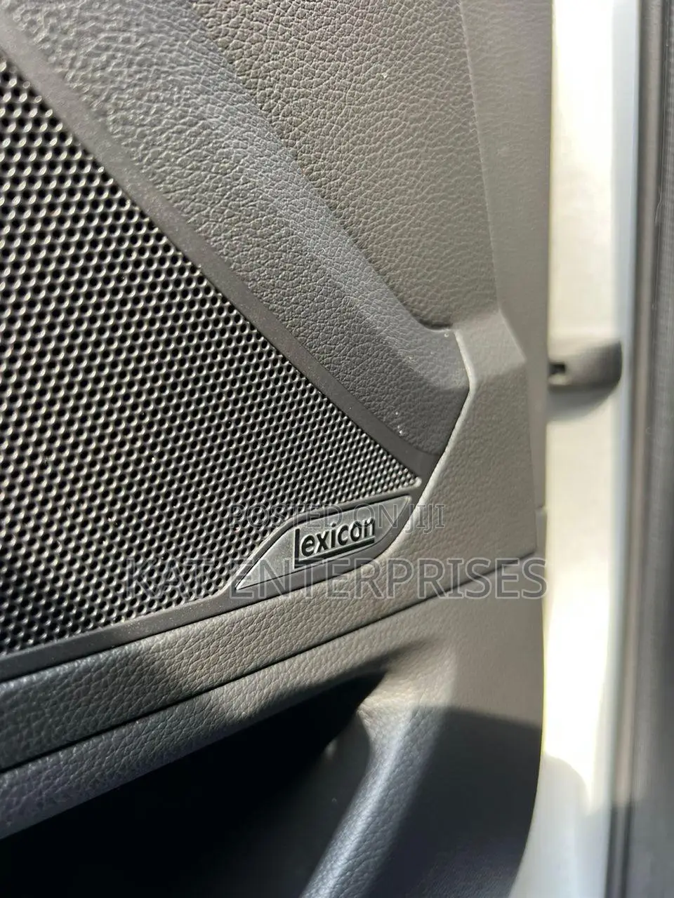 Hyundai Genesis 2016 Silver