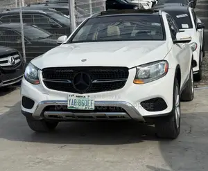 Mercedes-Benz GLC-Class 2017 White