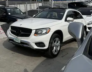 Mercedes-Benz GLC-Class 2017 White