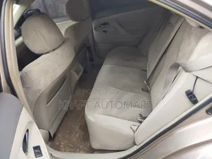 Toyota Camry 2009 Gold