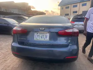 Kia Cerato 2013 Blue