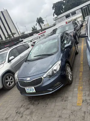 Kia Cerato 2013 Blue