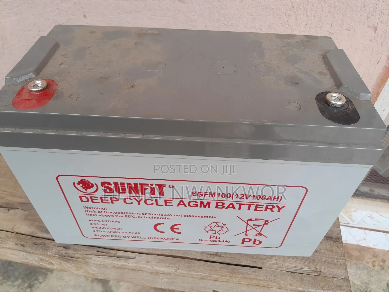 Use 100hrs Solar Battery