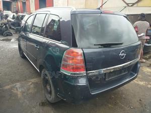 Opel Zafira 2005 Black