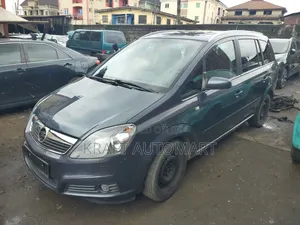 Opel Zafira 2005 Black