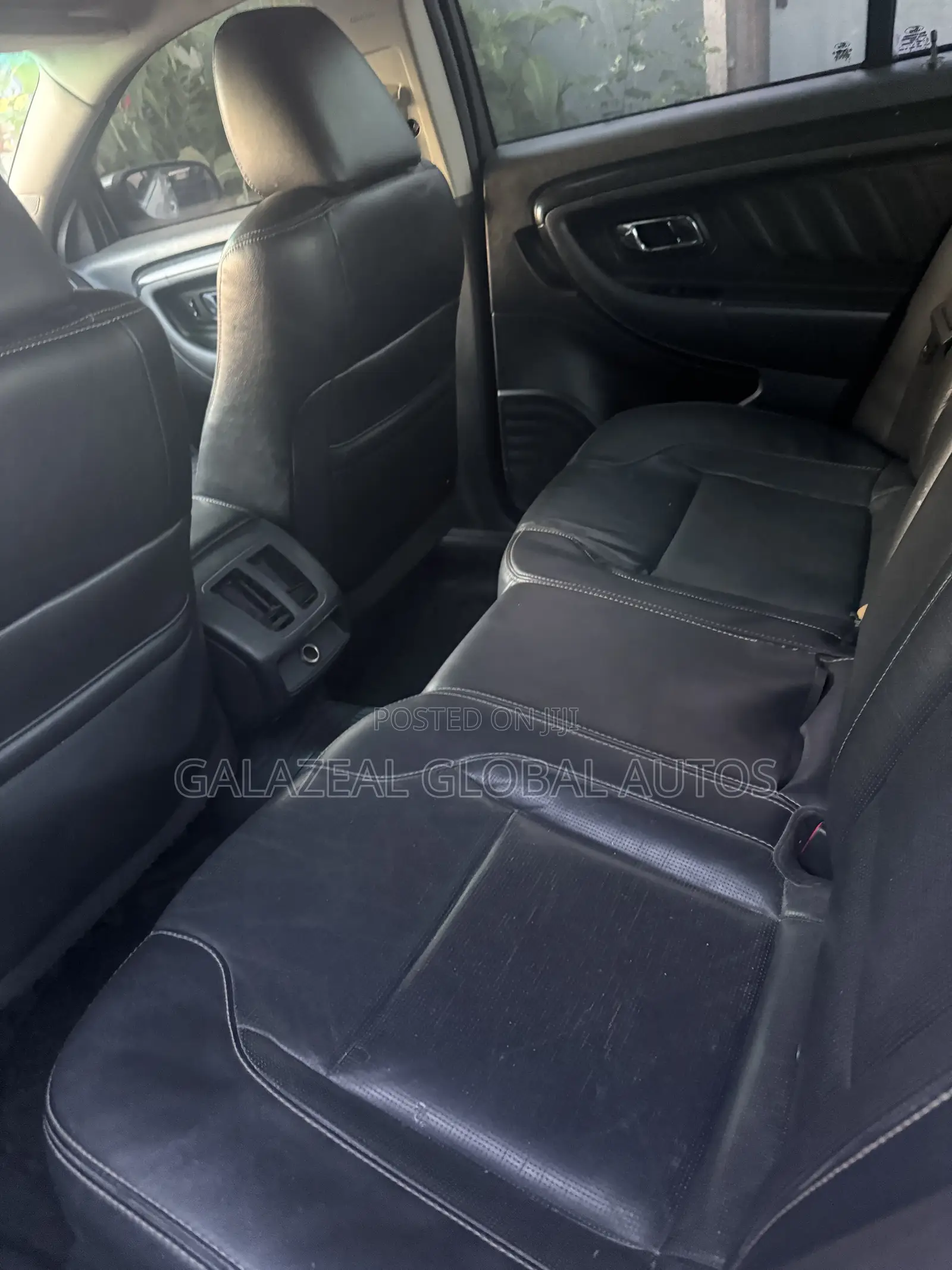 Ford Taurus Limited 2012 White