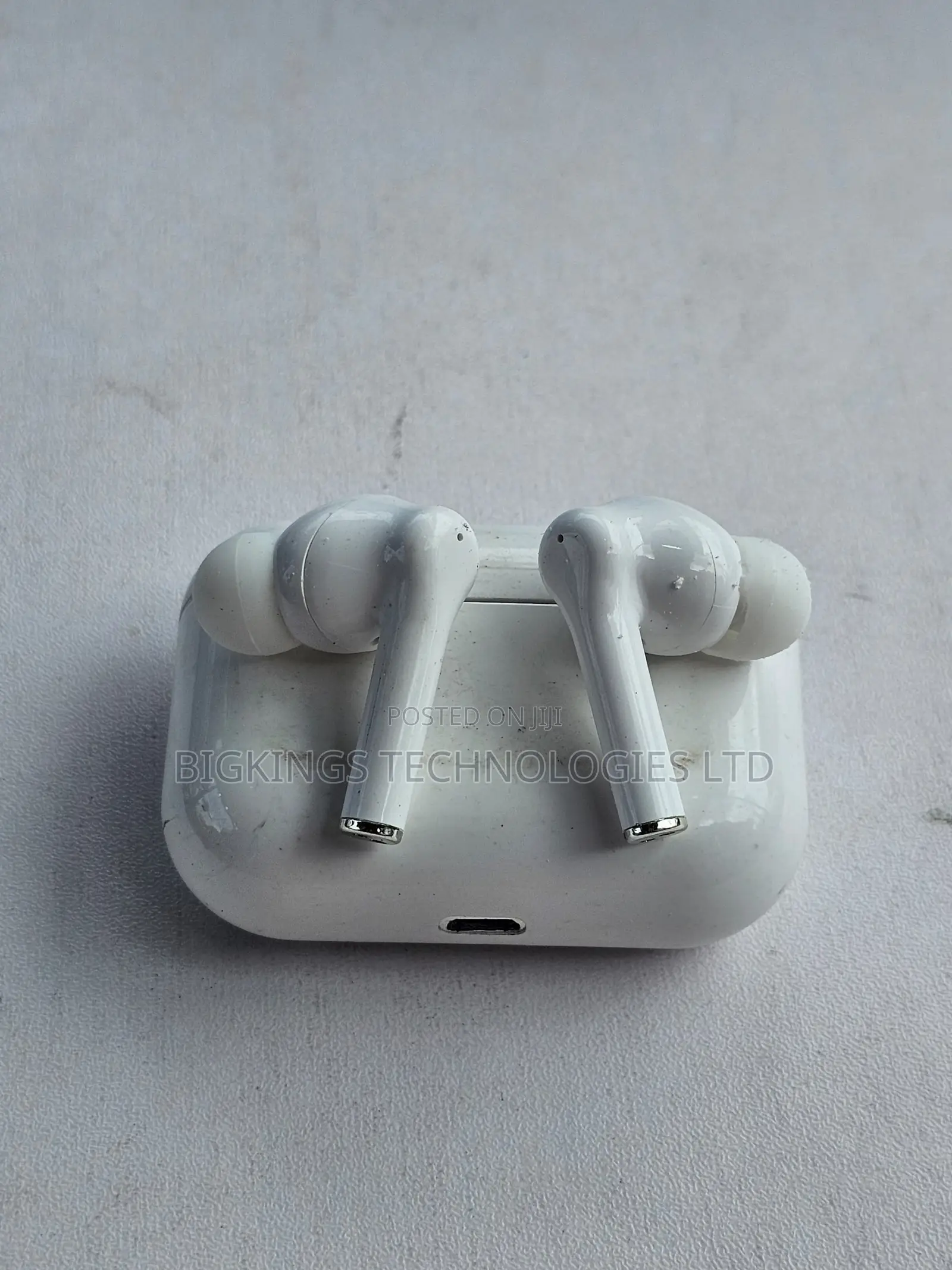 Used Infinix True Wireless Earbuds