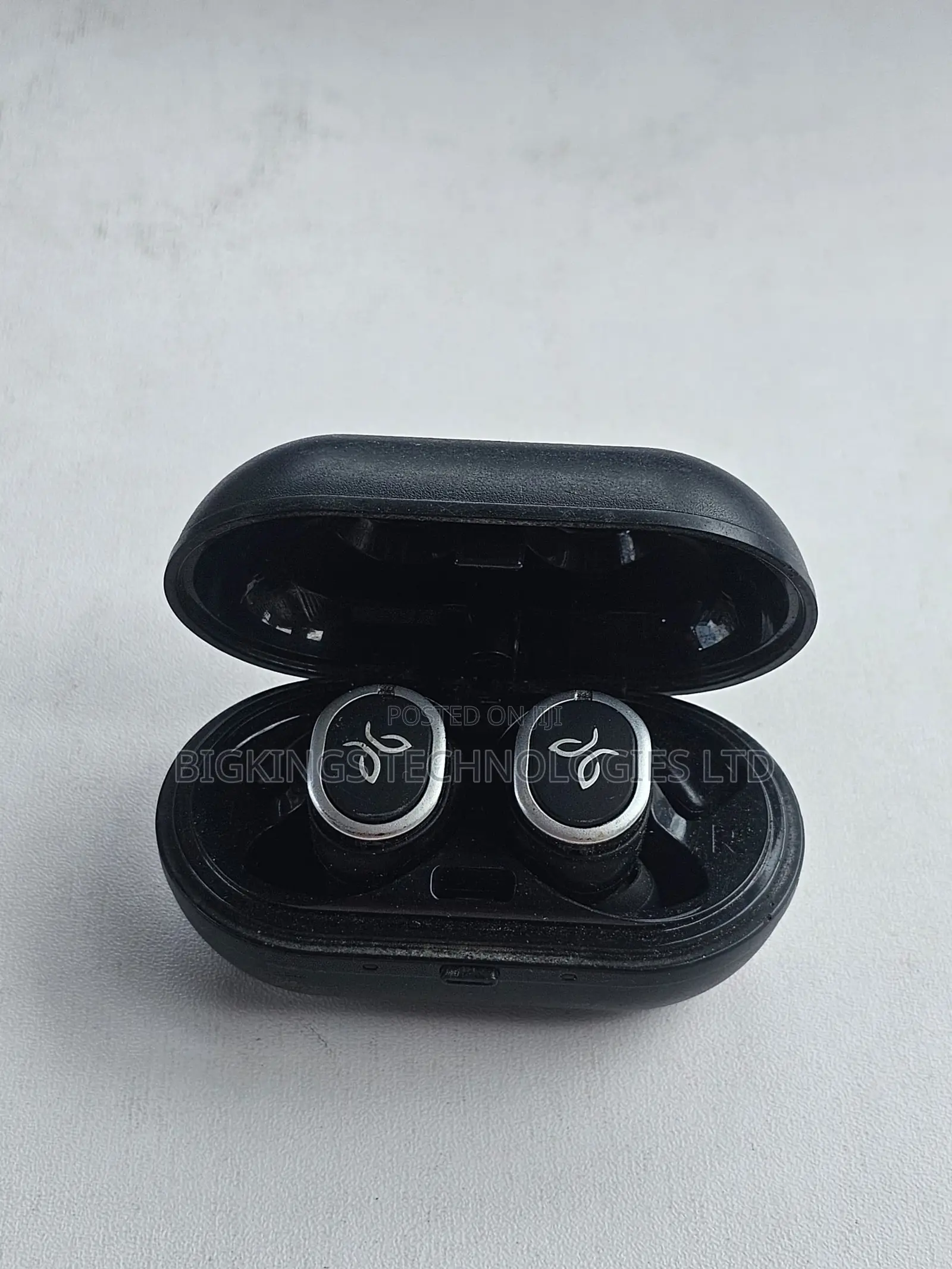 Fairly Used Jaybird Run True Wireless Earbuds