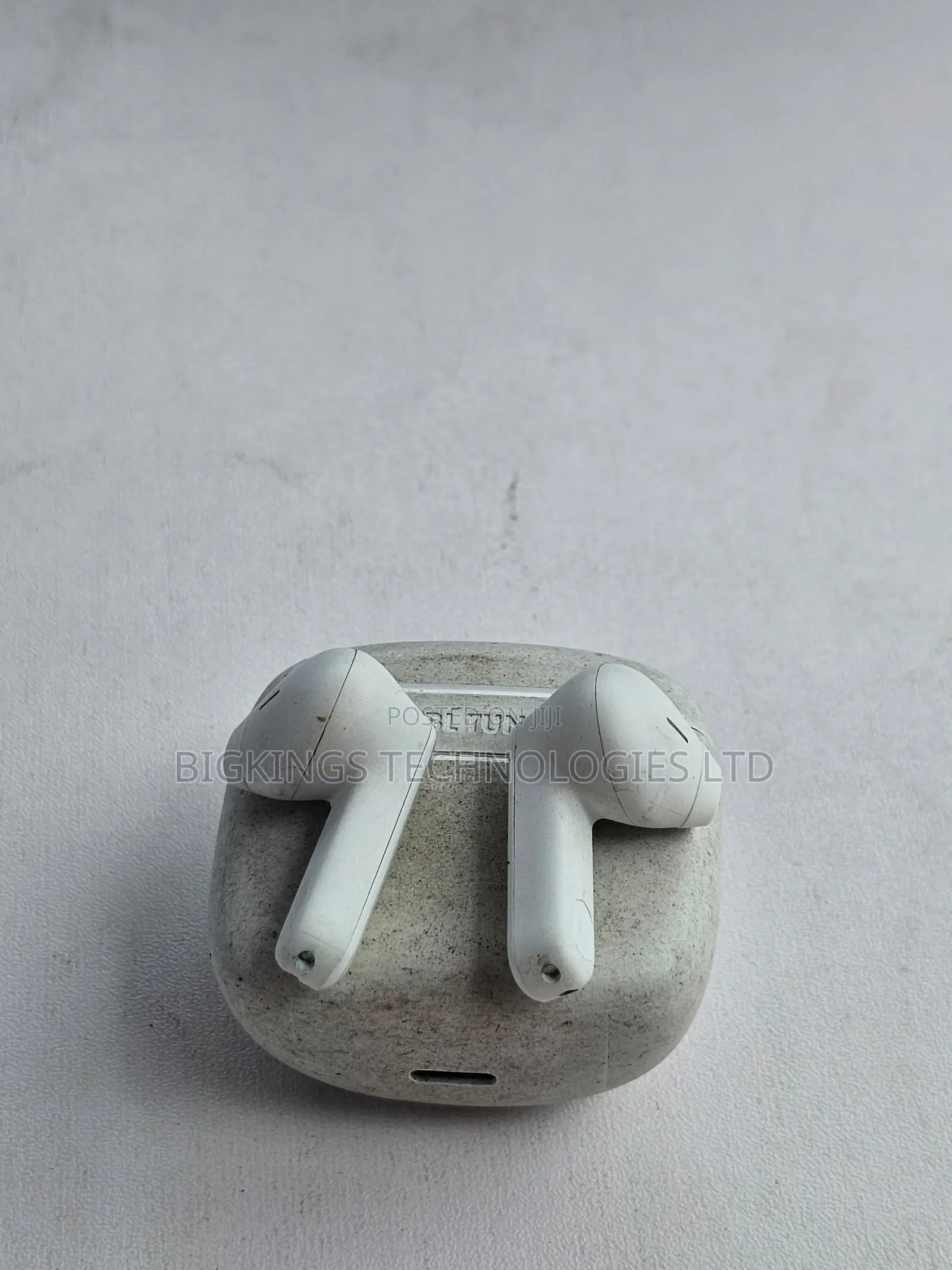 Fairly Used JBL Tune Flex True Wireless Earbuds