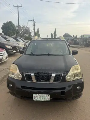 Nissan X-Trail 2.0 2008 Black