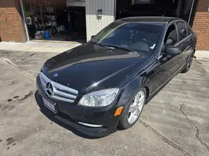 Mercedes-Benz C300 Luxury 4Matic Sedan AWD (3.0L 6cyl 7A) 2012 Black