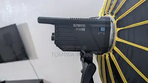 Sutefoto P160C EGB Video Light With Stand and Triopo KL85 Reflector