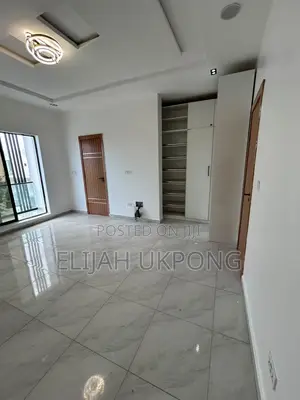 1bdrm Shared Apartment in Ikota Villa for rent