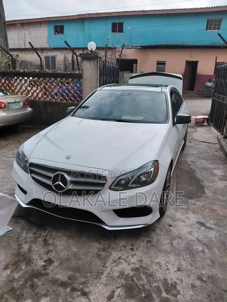 Mercedes-Benz E400 2015 White