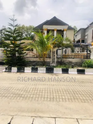 5bdrm Duplex in Mayfair, Awoyaya for sale
