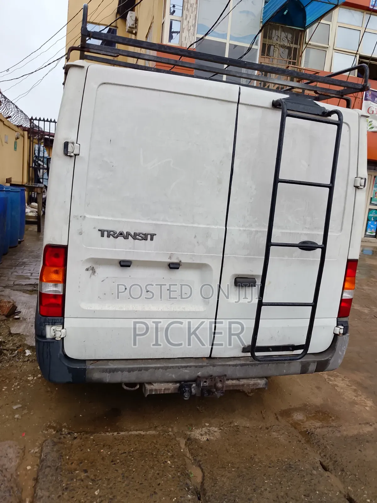 Ford Transit 2025 White
