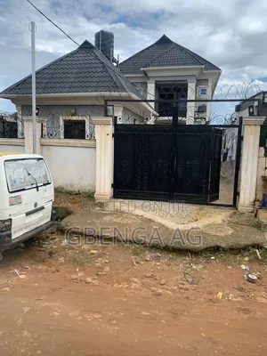 2bdrm Block of Flats in Off Isuti Road for sale