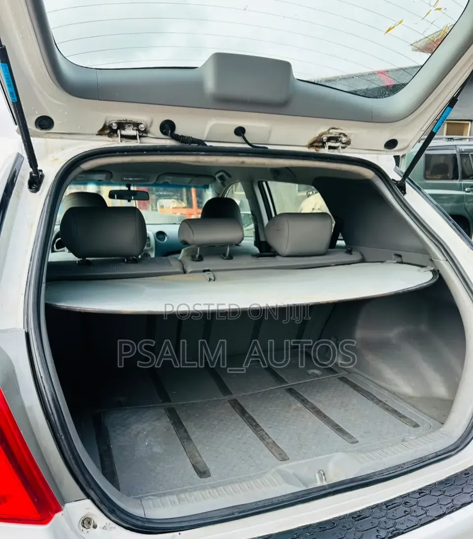 Toyota Matrix 2010 White