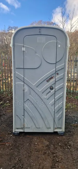 Turner Mobile Toilet