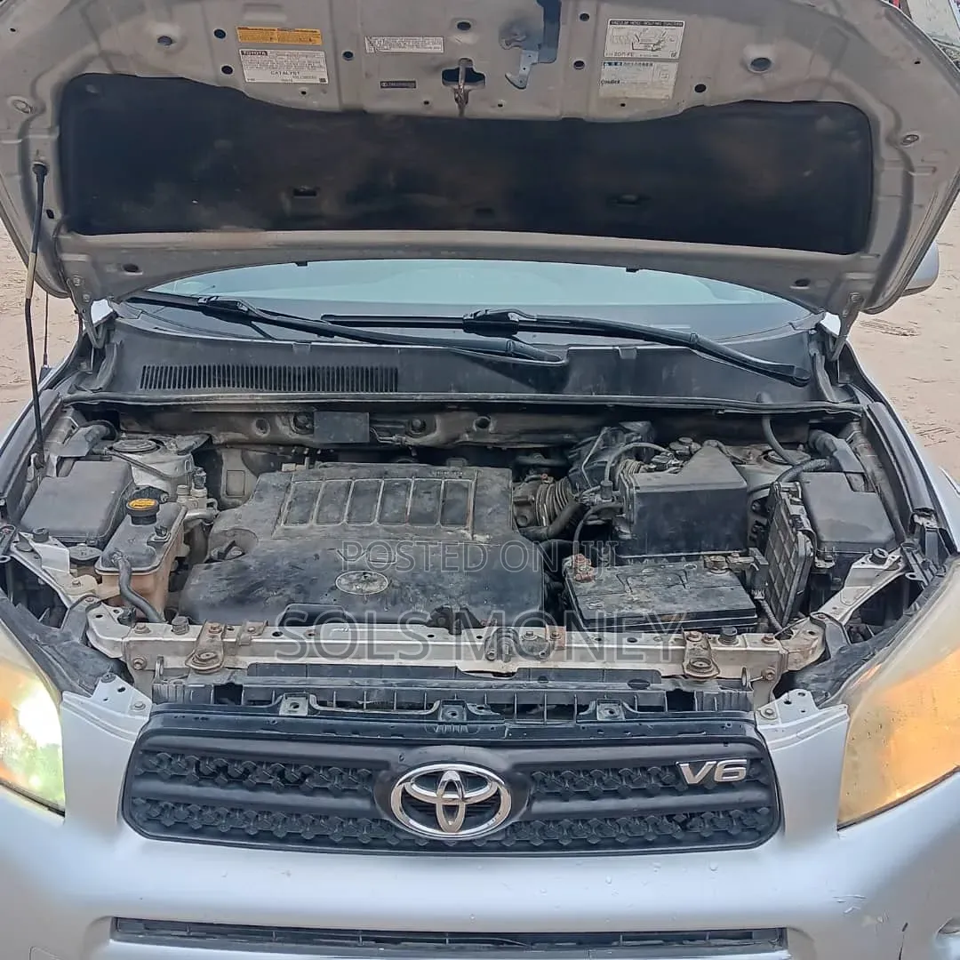 Toyota RAV4 2008 Silver