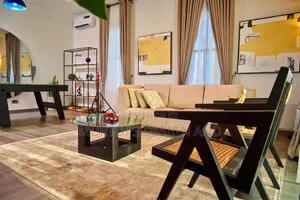 2bdrm Apartment in Lekki Phase 1 for rent