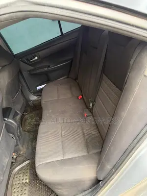 Toyota Camry 2016 Silver