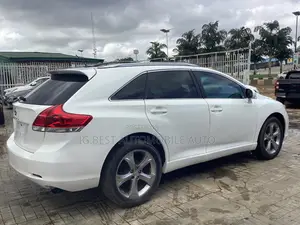 Toyota Venza 2011 White