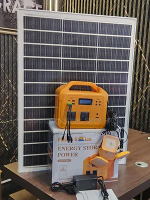 500W Portable Solar Generator With 4 Bulbs