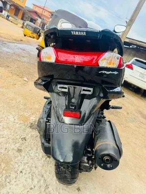 Yamaha Majesty 2018 Black