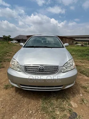 Toyota Corolla LE 2004 Silver